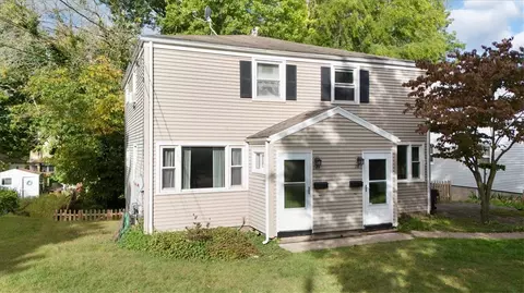 18 Briggs Ave #18, Perinton, NY 14450