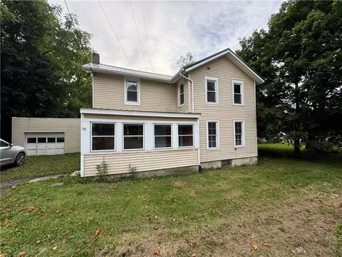 38 N Main St, Rushville, NY 14544