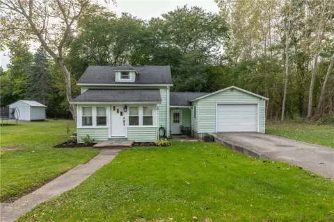 132 Joseph St, Albion, NY 14411