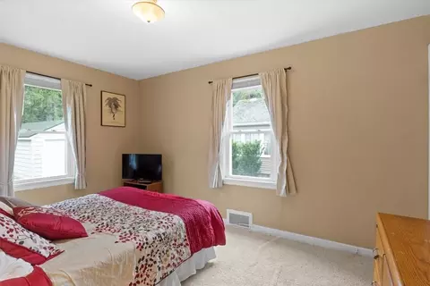 62 Mayfair Dr, Irondequoit, NY 14617 photo 14