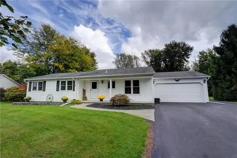 175 Evergreen Rd, Sweden, NY 14420