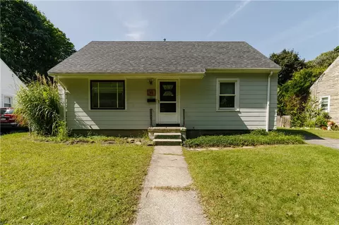 93 De Mallie St, Rochester, NY 14610