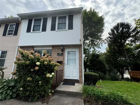 1078 A Mt Hope Ave #UN17, Rochester, NY 14620