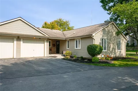 80 Blue Ridge Rd, Penfield, NY 14526