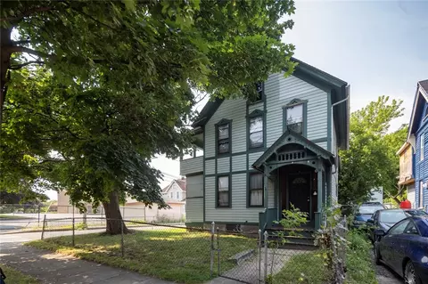 20 Scrantom St, Rochester, NY 14605