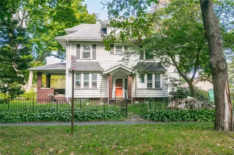 964 N Winton Rd, Rochester, NY 14609