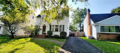 295 Westchester Ave, Irondequoit, NY 14609