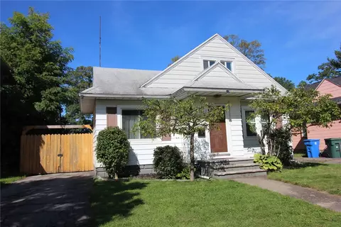 158 Cherry Rd, Rochester, NY 14612