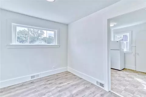 86 Lodge Dr, Irondequoit, NY 14622 photo 5