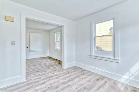 86 Lodge Dr, Irondequoit, NY 14622 photo 9