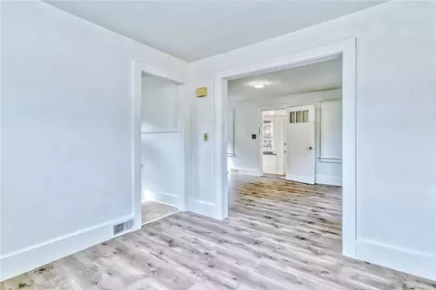 86 Lodge Dr, Irondequoit, NY 14622 photo 8