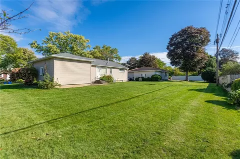 27 Angora Dr, Irondequoit, NY 14617 photo 17