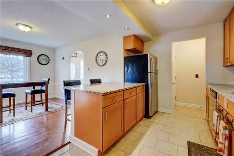 347 Cooper Rd, Irondequoit, NY 14617 photo 14