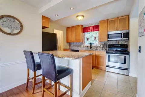 347 Cooper Rd, Irondequoit, NY 14617 photo 12
