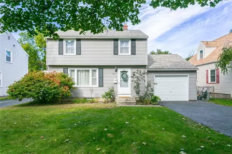 62 Lake Breeze Park, Irondequoit, NY 14622