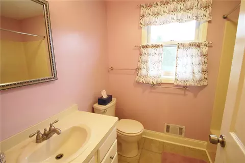 26 Hampton Ln, Perinton, NY 14450 photo 28