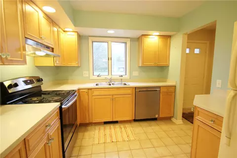 26 Hampton Ln, Perinton, NY 14450 photo 14