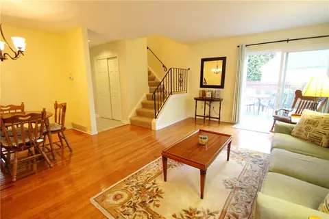 26 Hampton Ln, Perinton, NY 14450 photo 8