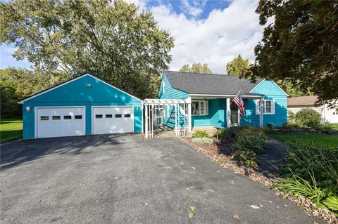 2259 N Union St, Ogden, NY 14559