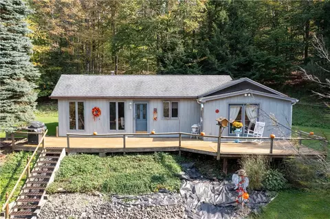 10562 Cr-24, Grove, NY 14836