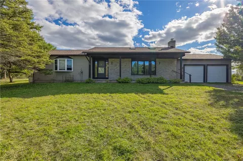 901 Savage Rd, Riga, NY 14428