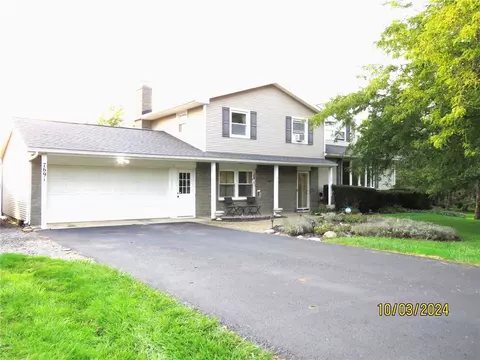 7691 Roder Pkwy, Ontario, NY 14519