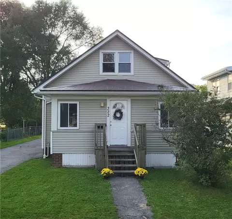 322 Crestwood Blvd, Gates, NY 14624