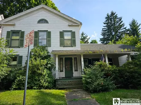 18 Strong St, Jamestown, NY 14701