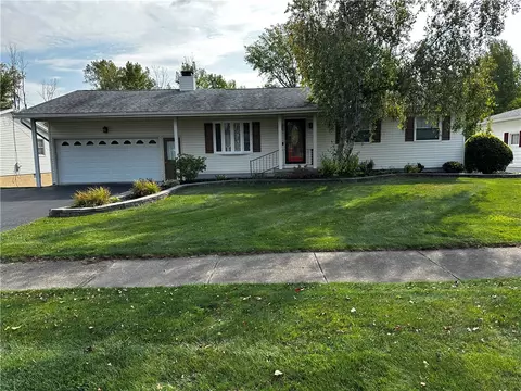 24 Noel Dr, Gates, NY 14606