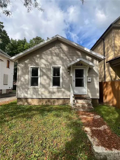 284 Magnolia St, Rochester, NY 14602