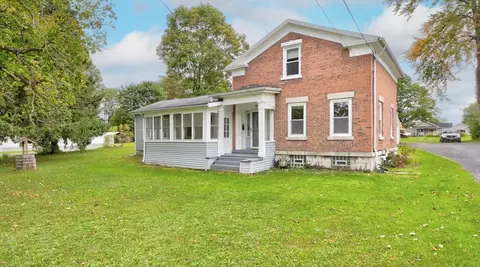 6 E River St, Waterloo, NY 13165 photo 2