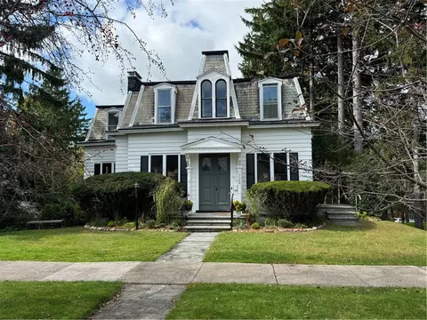 772 S Main St, Geneva, NY 14456