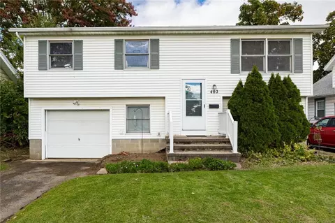 402 Stonewood Ave, Greece, NY 14616