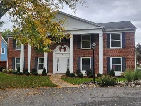 63 Maplewood Ave #203, Honeoye Falls, NY 14472