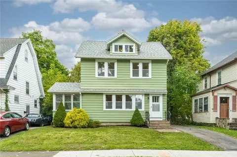 130 Harding Rd, Rochester, NY 14612