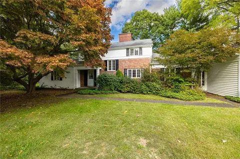 22 Coniston Dr, Brighton, NY 14610