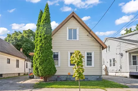 19 Glasser St, Rochester, NY 14606