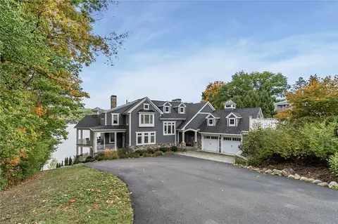 6637 E Bluff Dr, Jerusalem, NY 14527 photo 3