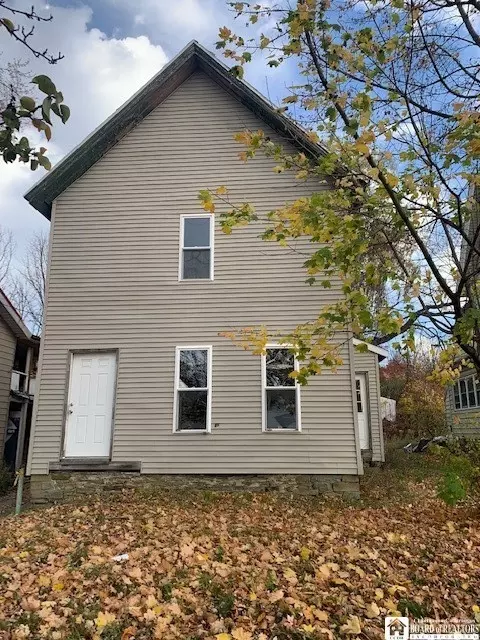 812 N Main St, Jamestown, NY 14701