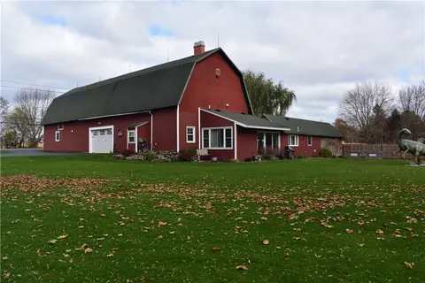1181 West Ave, Parma, NY 14468