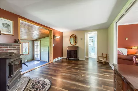 106 E Main St, Clifton Springs, NY 14432 photo 9