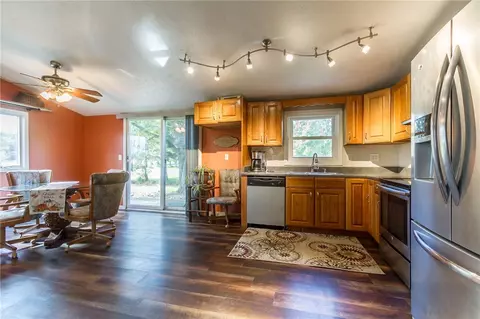 106 E Main St, Clifton Springs, NY 14432 photo 5
