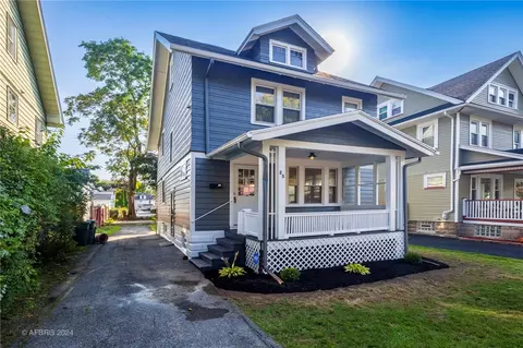 25 Raeburn Ave, Rochester, NY 14619