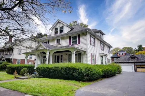 37 Park View St, Rochester, NY 14613