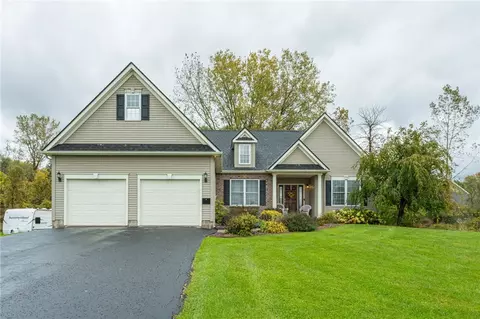 200 Spencer Rd, Parma, NY 14468