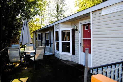 95 Pat Cir, Bloomfield, NY 14469