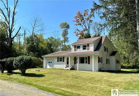 154 Lakecrest Ave, Busti, NY 14750