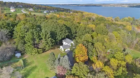 5040 Foster Rd, Canandaigua, NY 14424
