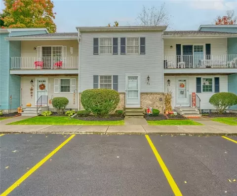31 Southfield Dr, Webster, NY 14580