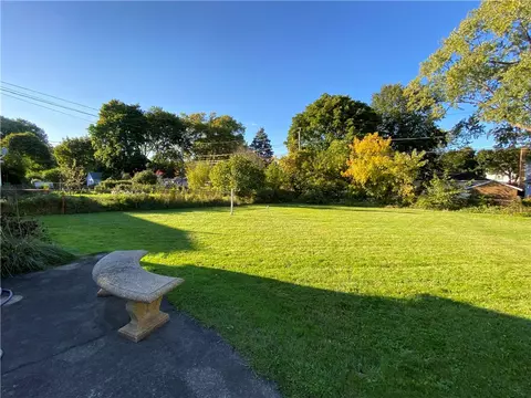 270 Simpson Rd, Irondequoit, NY 14617 photo 29